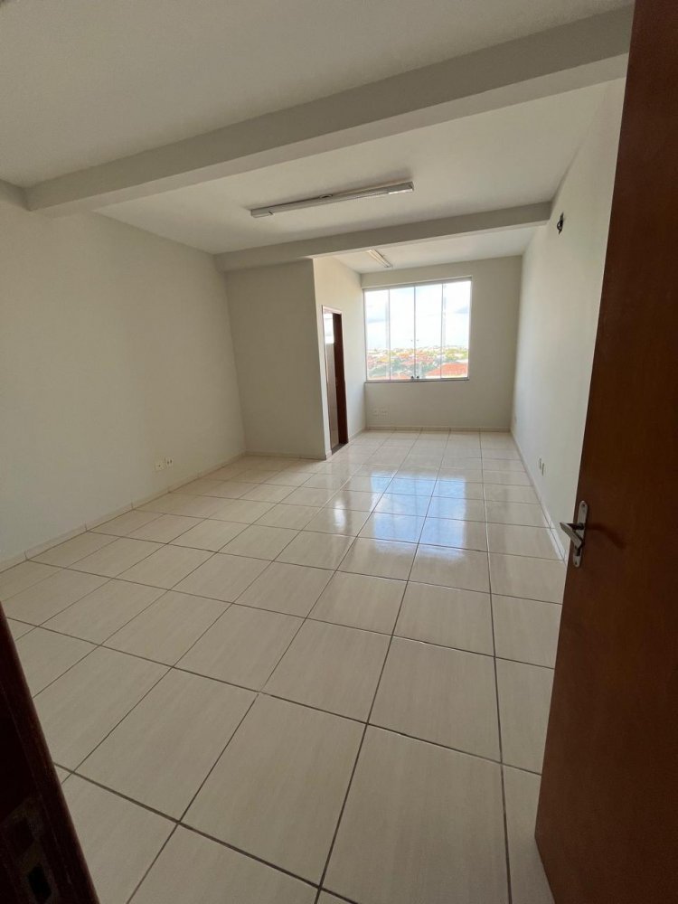 Imvel Comercial - Venda - Centro - Limeira - SP