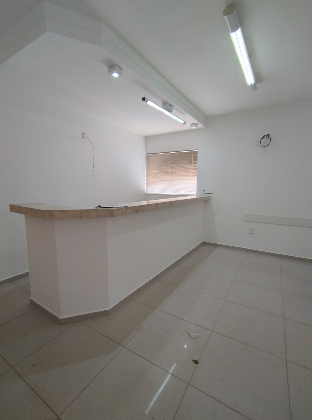 Imvel Comercial - Aluguel - Cidade Jardim - Limeira - SP