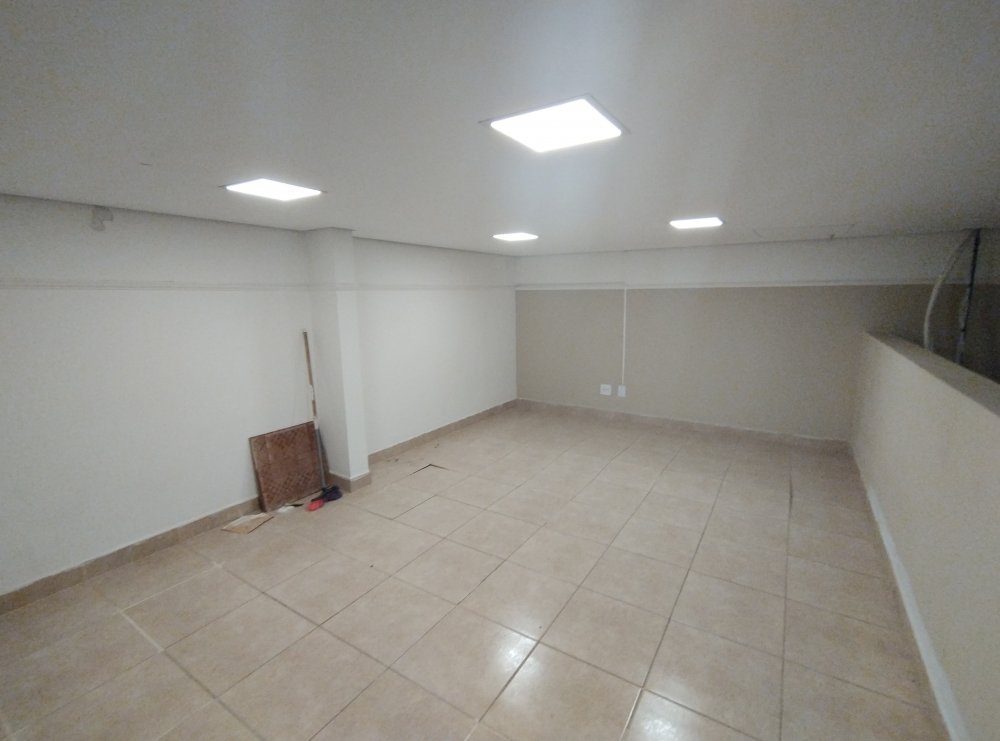 Imvel Comercial - Aluguel - Centro - Limeira - SP